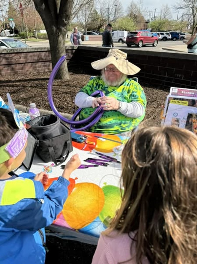 It is our policy to not label pictures in our galleries